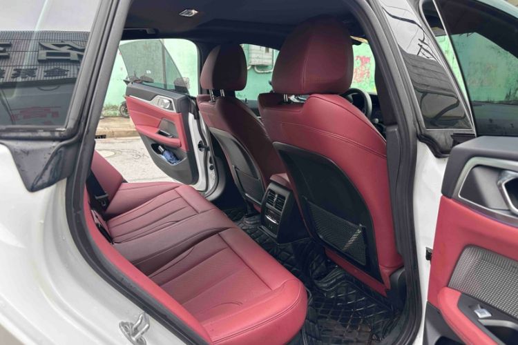 Used BMW 4 Series 2022 425i Gran Coupe M Sport Night Edition Interior 4