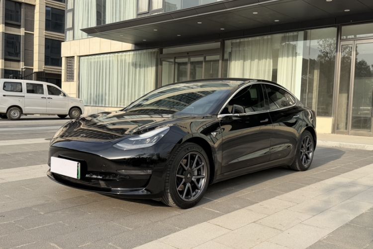 Used Tesla Model 3 2019 Long-Range Rear-Wheel-Drive Version