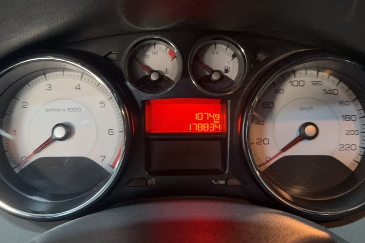 Used Peugeot 408 2013 2.0L Automatic Comfort Edition