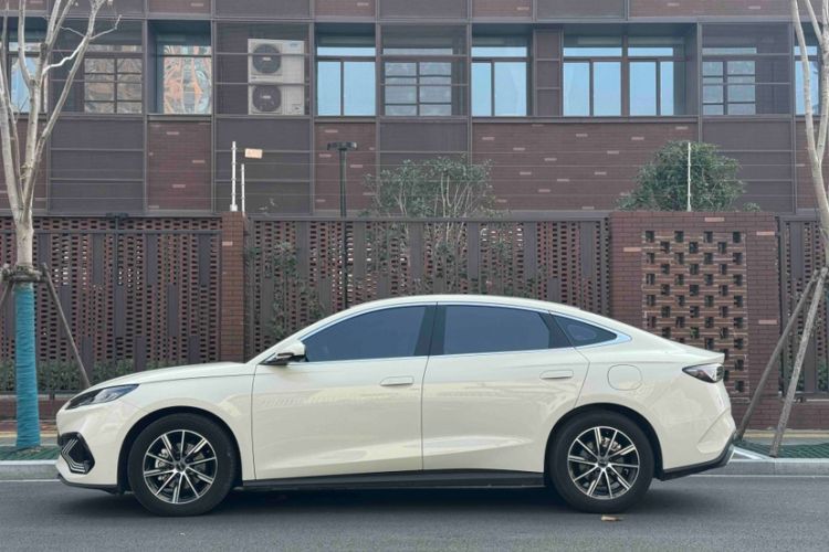 Used BYD Seal 06 New Energy 2024 DM-i 120KM Prestige Model
