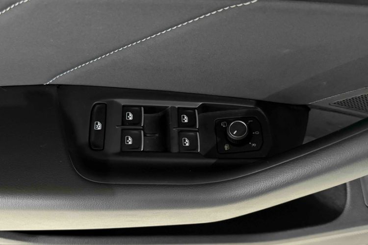 Used Volkswagen FAW-Volkswagen CC 2021 330TSI Ignite Edition Interior 8