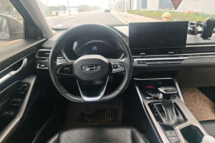 Used Geely Auto Emgrand 2023 4th Generation Champion Edition 1.5L CVT Prestige Model Interior 3