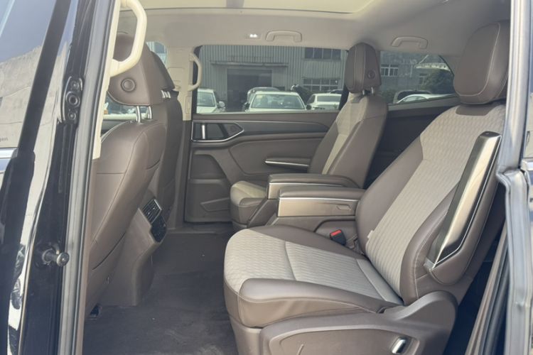 Used Volkswagen Viloran 2024 330TSI Business Edition Interior 1