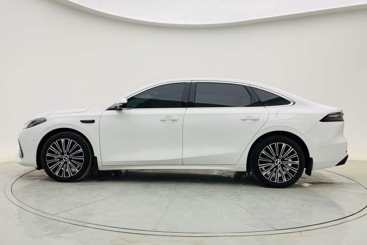 Used Geely Galaxy Galaxy A7 2025 Model EM-i 150km Starship Edition
