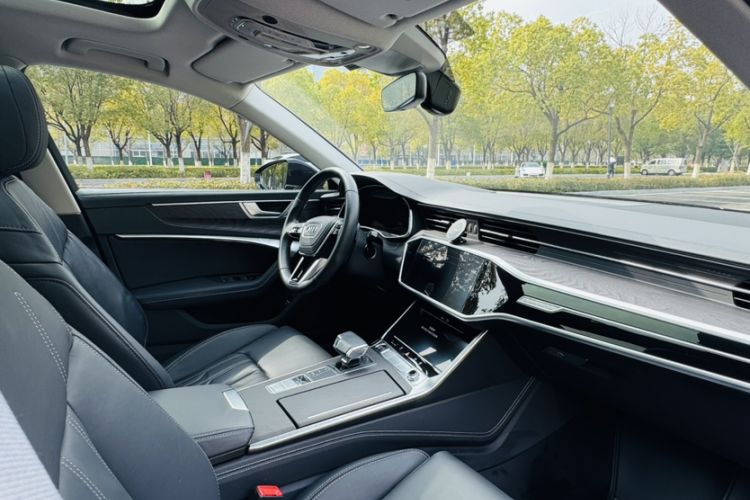 Used Audi A6L 2023 Updated 45 TFSI quattro Prestige Elegant Edition