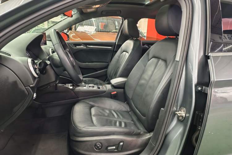 Used Audi A3 2019 Limousine 35 TFSI Style Edition China VI Emission Standard
