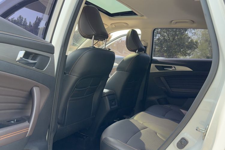 Used CHANGAN CS35PLUS 2019 1.6L Manual Chuanlian Edition Interior 2