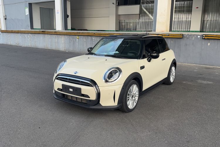 Used MINI 2022 1.5T COOPER Artist