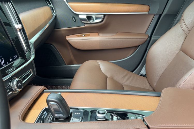 Used Volvo S90 2021 B5 Zhiyi Luxury Edition