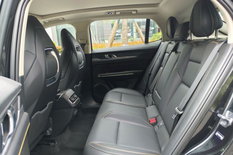 Used Lynk & Co 01 2023 2.0TD Two-Wheel Drive Asian Games Edition
