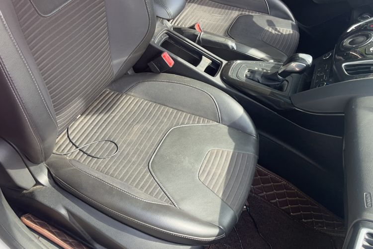 Used Ford Focus 2015 Sedan 1.6L Automatic Trend Model Right Front Seat