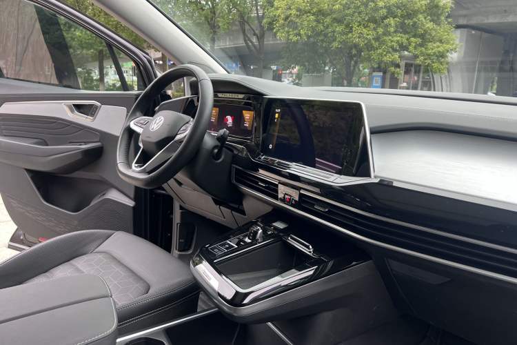 Used Volkswagen Talagon 2024 380TSI All-Wheel-Drive Luxury Jiajing Pro Shared-Estate 7-Seater