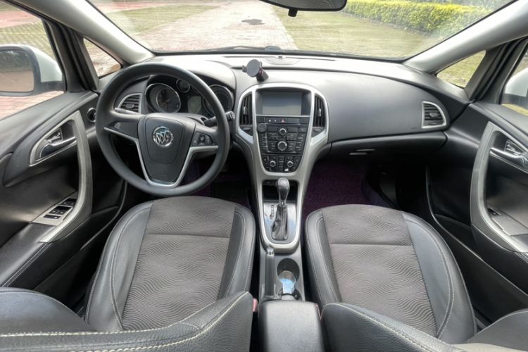 Used Buick GT 2014 XT 1.6L Automatic Fashion Edition