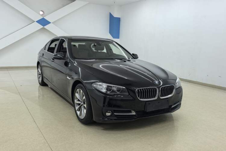 Used BMW 5 Series 2017 525Li Leading Model
