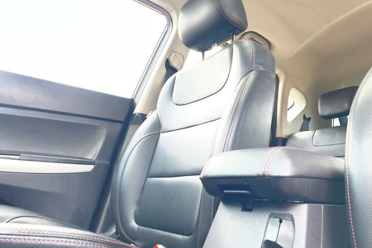 Used Changan CS35 2014 1.6L Automatic Luxury Model China IV Standard