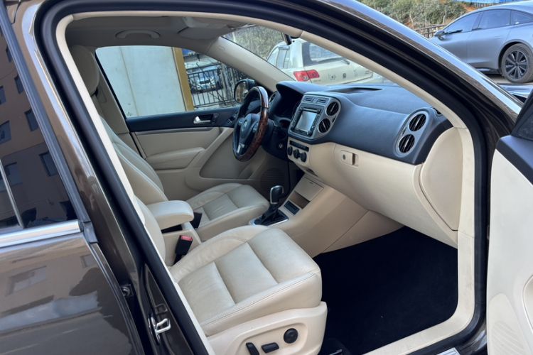 Used Volkswagen Tiguan L 2013 1.8TSI Automatic Two-Wheel Drive Luxury Model