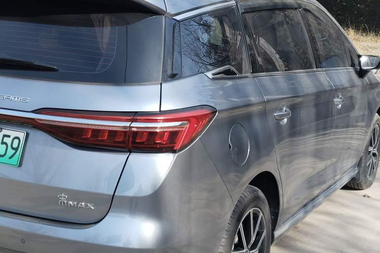 Used BYD Song MAX New Energy 2022 DM-i 105KM Flagship Model