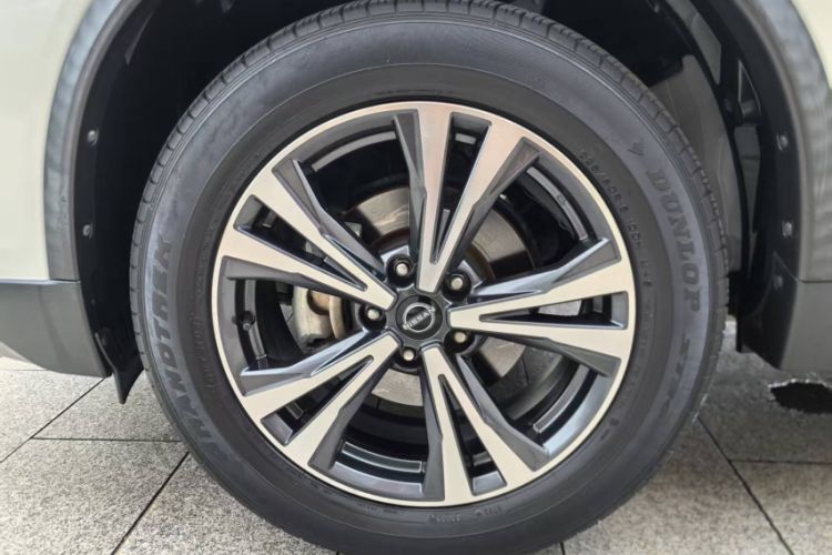 Used Nissan X-Trail 2019 2.5L CVT Smart Connect Leading Edition 4WD Exterior 6