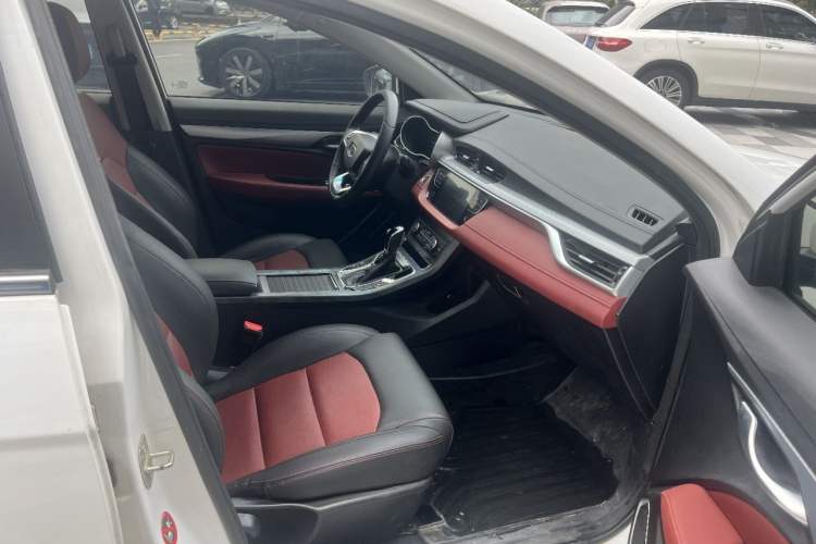 Used Geely Auto Vision S1 2019 Upgraded Model 1.5L CVT Luxury Version Interior 6