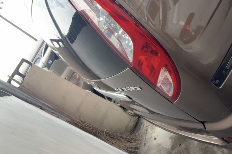 Used Foton MP-X E 2017 2.0L New Express Long Wheelbase 4Q20M
