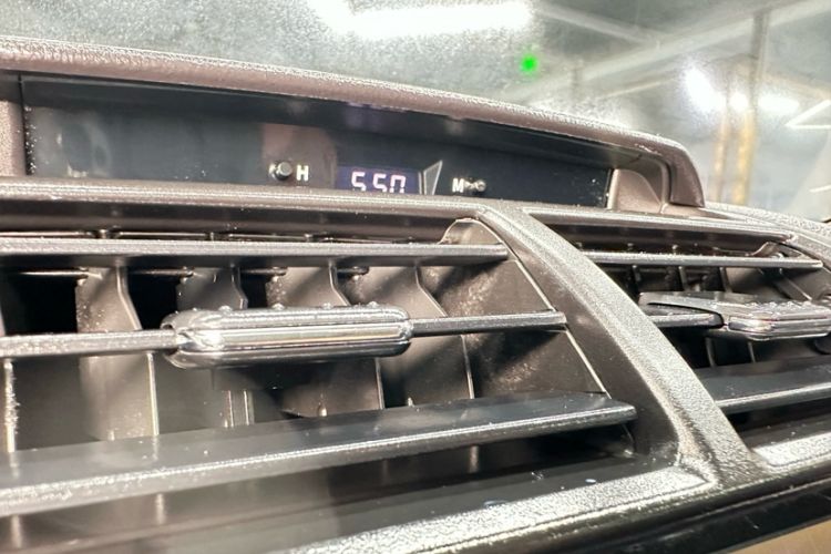 Used Toyota Camry 2016 2.0G 10th Anniversary Leading Edition
