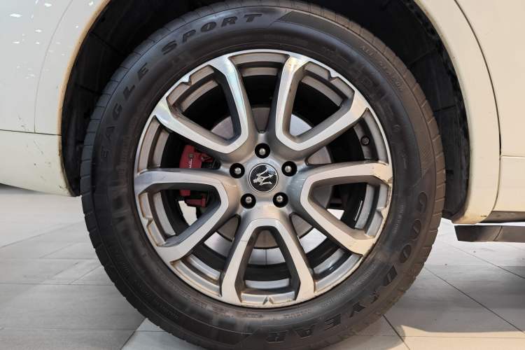 Used Maserati Levante 2022 2.0T GT Sharp Edition
