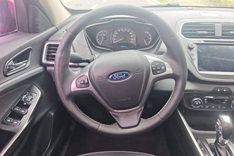 Used Ford Escort 2017 Happiness Edition 1.5L Automatic Fashion Version