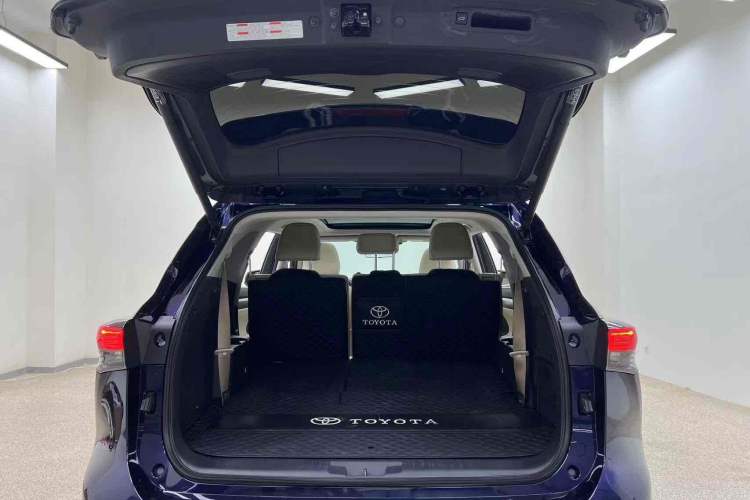 Used Toyota Highlander 2022 Dual-Engine 2.5L Four-Wheel Drive Supreme Edition 7-Seater