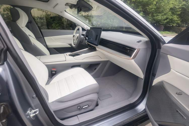 Used Dongfeng eπ eπ007 2024 Pure Electric 540 All-Wheel Drive Max Edition Interior 5