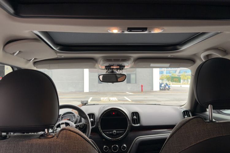 Used MINI Countryman 2019 1.5T COOPER Artist Weekend Travel Edition Headliner