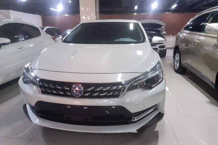 Used Venucia D60 2019 1.6L XL CVT Smart Connect Elite Edition