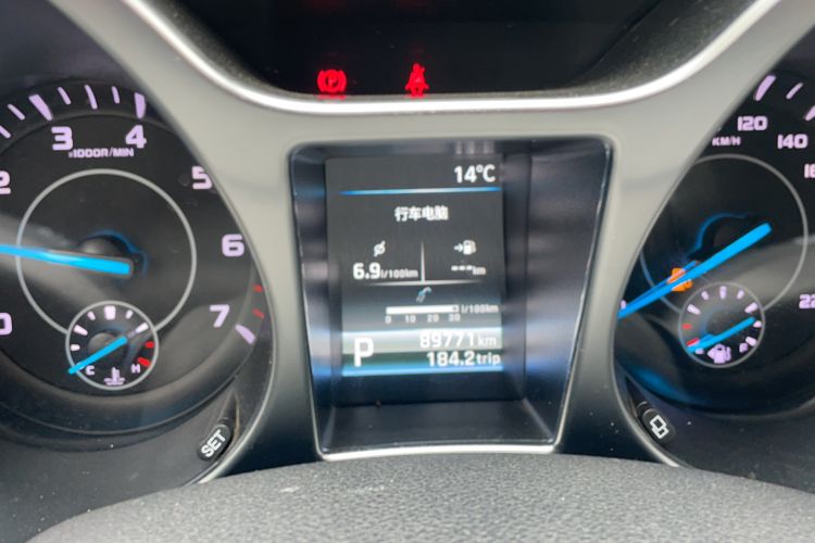 Used JMC Yusheng S330 2016 1.5L GTDi Automatic Two-Wheel Drive Comfort Edition