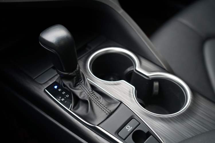 Used Toyota Camry 2021 2.0G Luxury Edition
