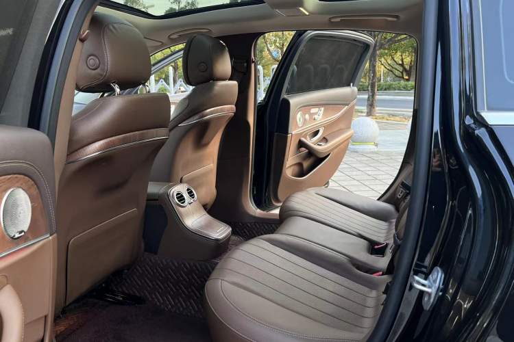 Used Mercedes-Benz E-Class 2021 Restyled E 300 L Luxury Edition
