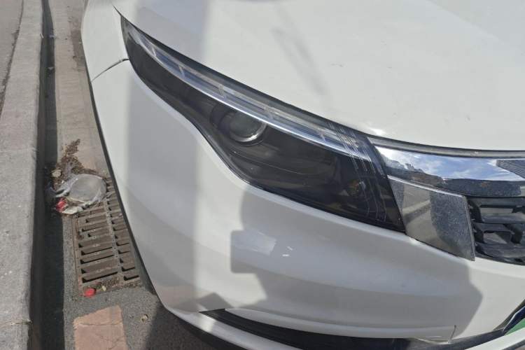 Used Qoros 5 2018 Revised Version 1.6T Automatic Leading Edition Exterior 5