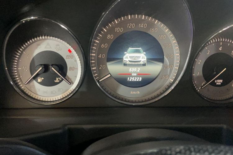 Used Mercedes-Benz GLK-Class 2014 GLK 260 4MATIC Dynamic Model