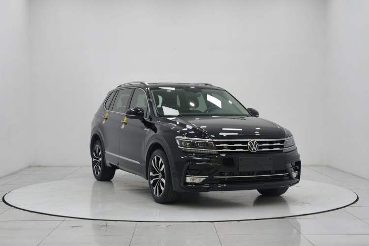 Used Volkswagen Tiguan L 2021 380TSI Automatic All-Wheel Drive R-Line Comfort Plus 7-Seater