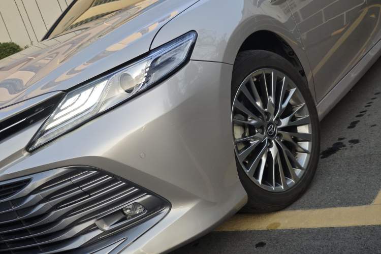 Used Toyota Camry 2019 Revised Version Dual-Engine 2.5 HG Luxury Edition