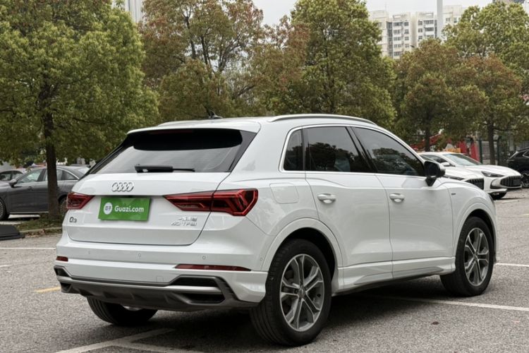 Used Audi Q3 2021 40 TFSI Fashion Dynamic Model