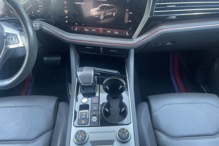 Used Volkswagen Touareg 2020 3.0 TSI Luxury Edition China VI