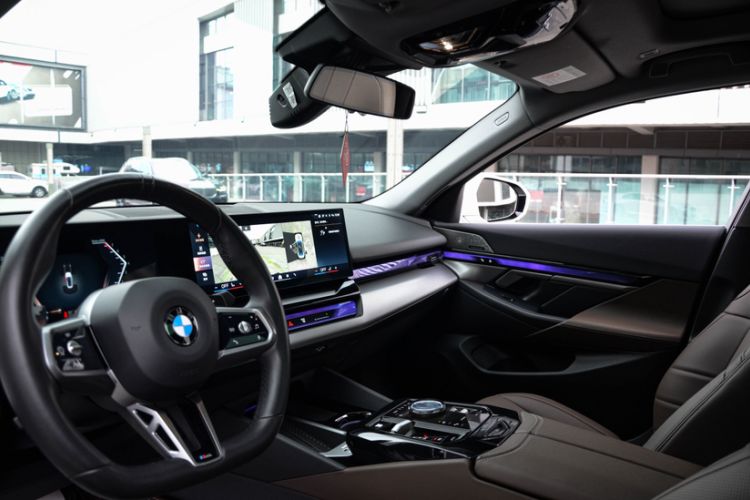 Used BMW 5 Series 2024 530Li Leading Model M Sport Package
