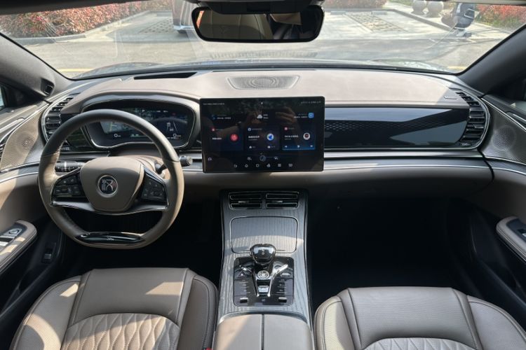 Used BYD Han 2022 EV Genesis Edition 610KM All-Wheel Drive Premium Model Interior 1