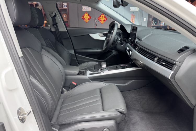 Used Audi A4L 2020 40 TFSI Luxury Dynamic Model
