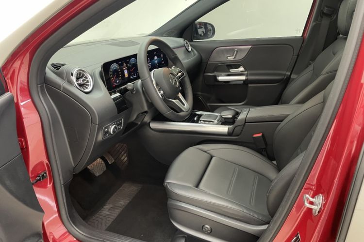 Used Mercedes-Benz GLA 2020 GLA 200 Left Front Seat