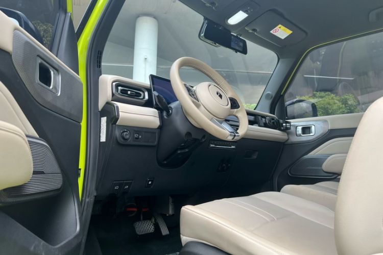 Used Baojun Spark 2023 Flagship Edition Interior 2