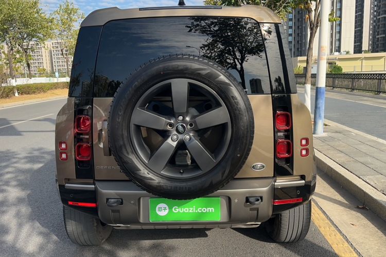 Used Land Rover Defender 2022 110 P400 X-DYNAMIC HSE
