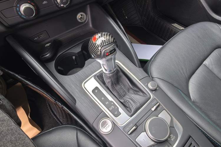 Used Audi A3 2020 Limousine 35 TFSI Fashion Edition China VI Emission Standard