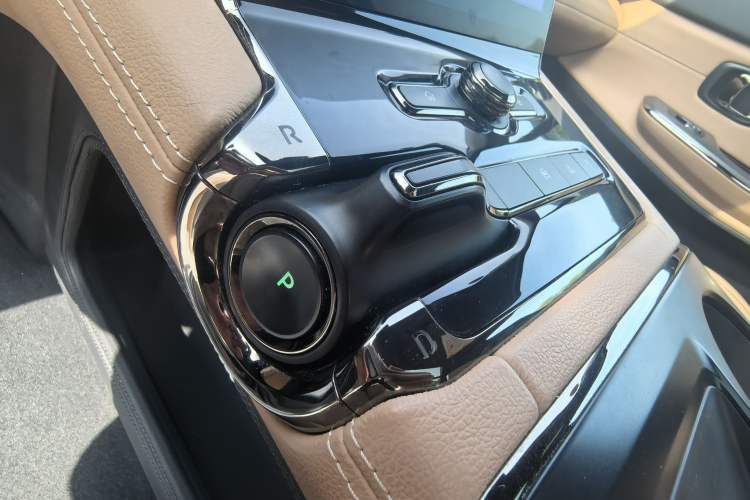 Used Nio ES8 2020 580 km Range Six-Seater Version