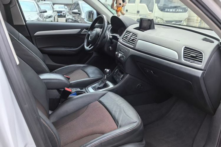 Used Audi Q3 2016 35 TFSI Fashion Model
