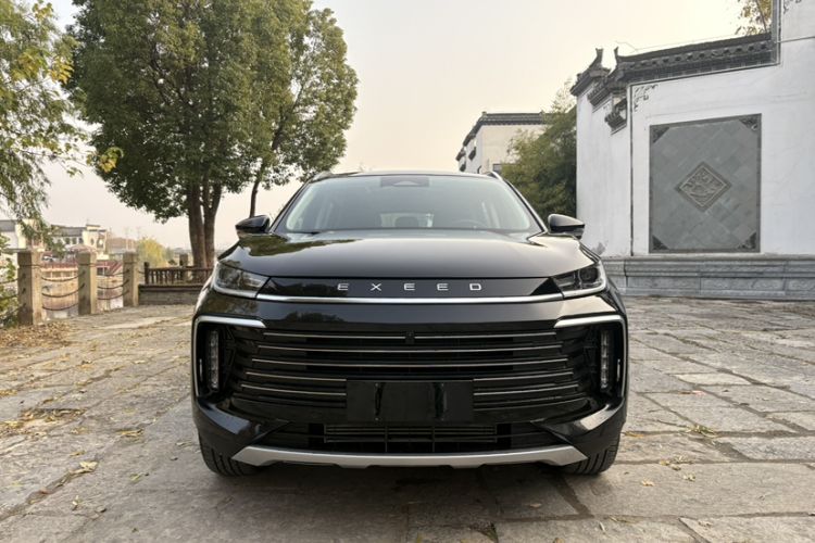 Used EXEED Lingyun 2024 300T Two-Wheel Drive Starlight Edition